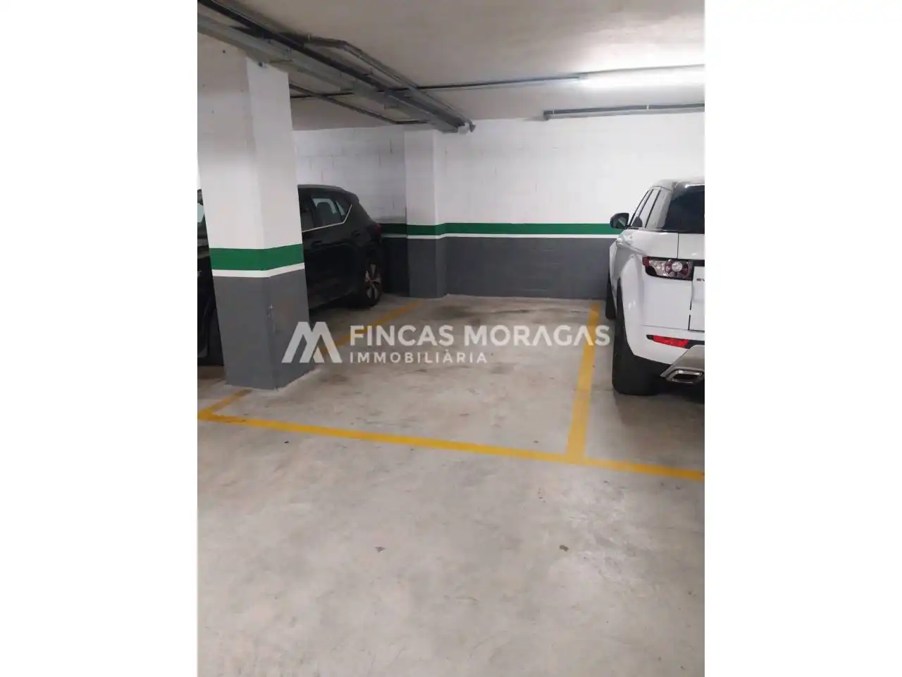 Aparcament de Garatge en venda en Sant Cugat del Vallès amb Alarma
