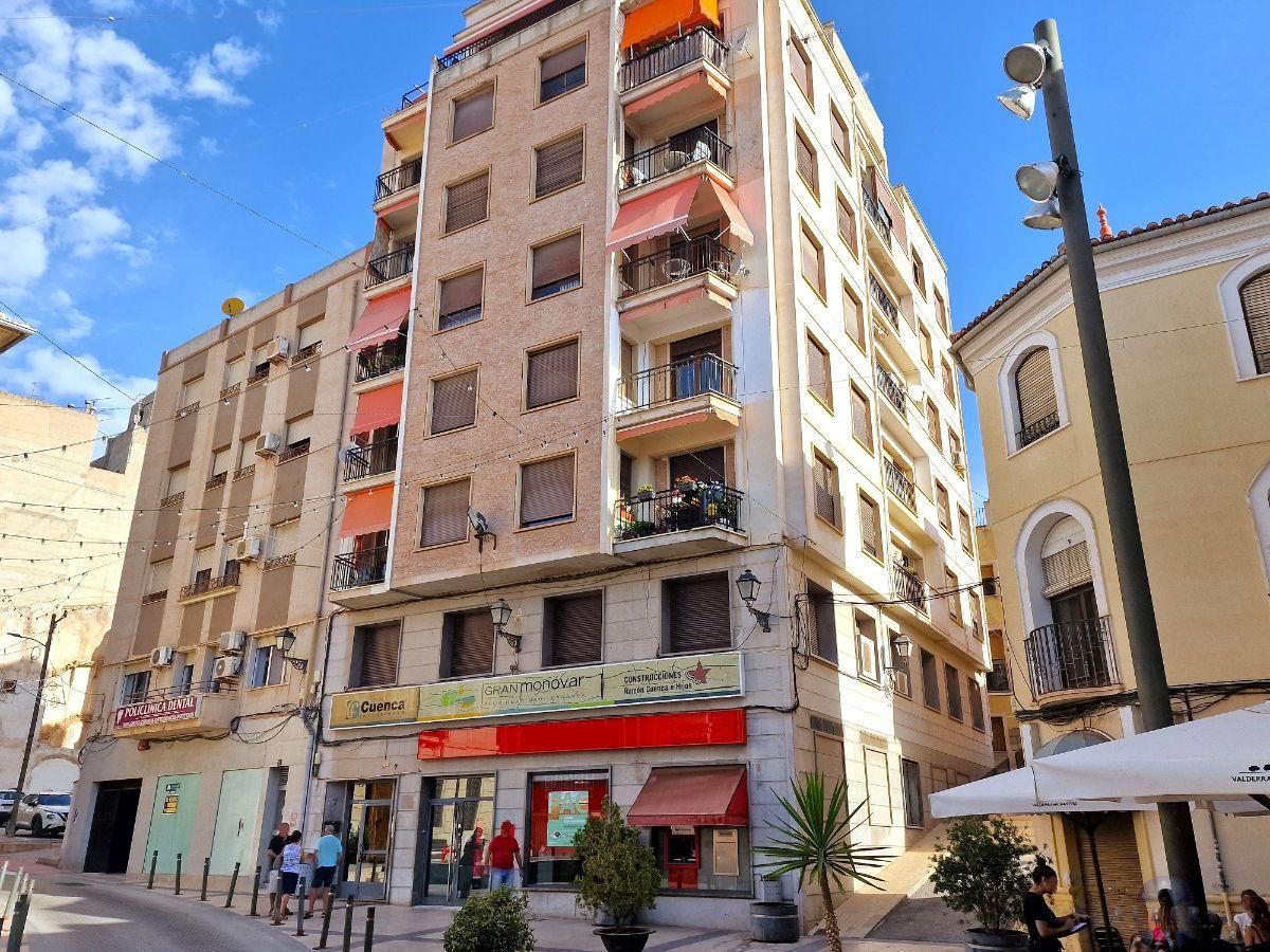 Exterior view of Flat for sale in Monóvar  / Monòver