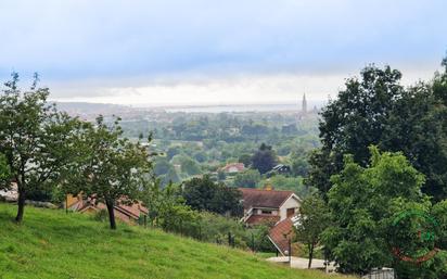 Vista exterior de Casa o xalet en venda en Gijón  amb Terrassa