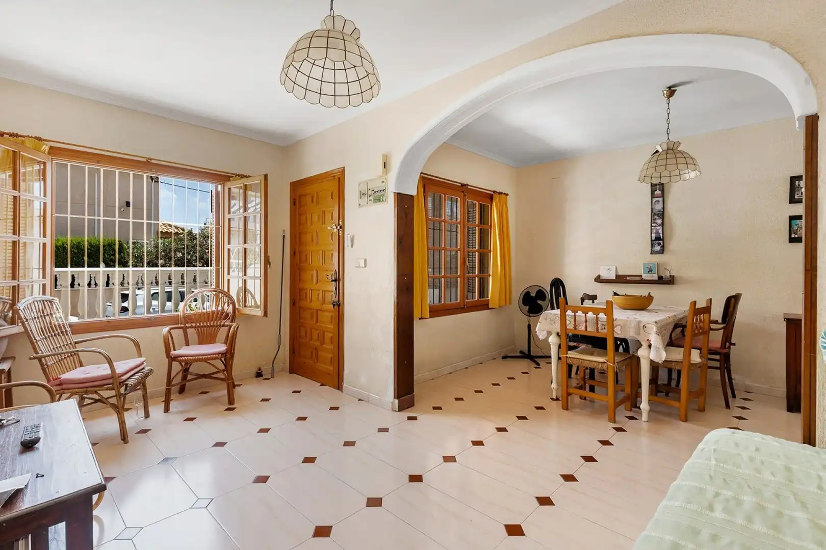 Comedor de Finca rústica en venta en Torrevieja con Terraza, Trastero y Amueblado