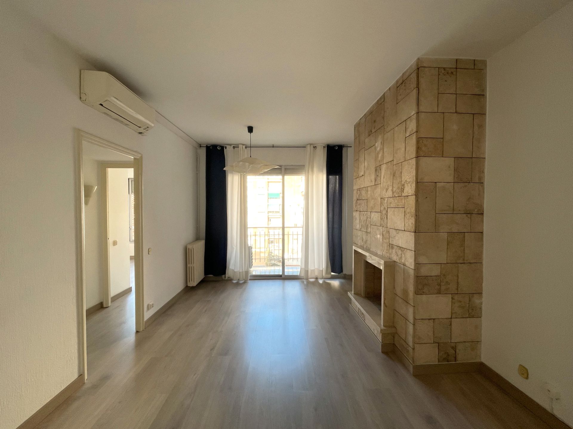 Pis en venda a Carrer de Rocafort, La Nova Esquerra de l'Eixample, Eixample