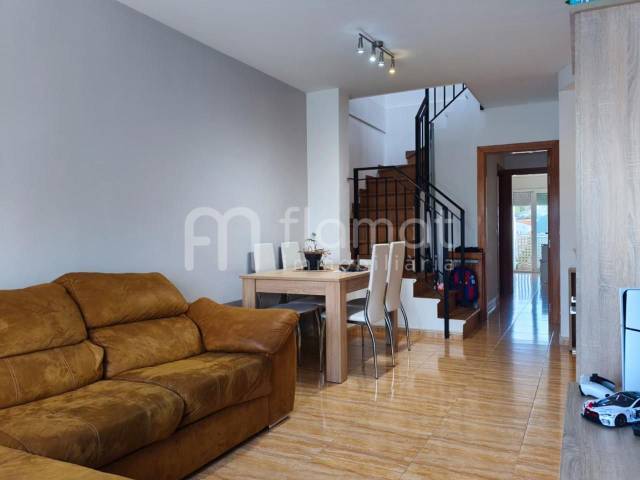 Dúplex en Venta en Antonio Machado en Sils