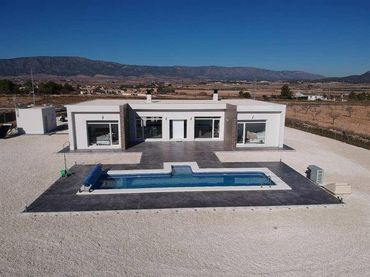 Villa avec piscine à vendre à El Pinós / Pinoso