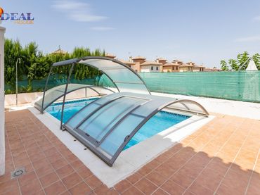 Villa avec piscine à vendre à Huétor Vega