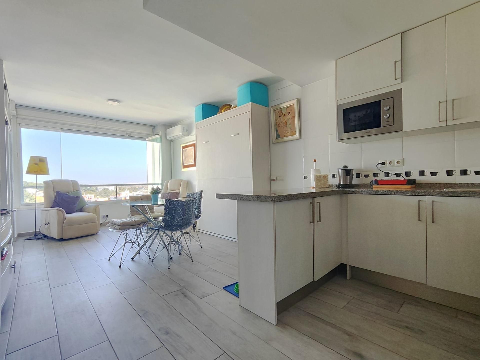 Kitchen of Study for sale in Torremolinos  with Air Conditioner, Heating and Community pool