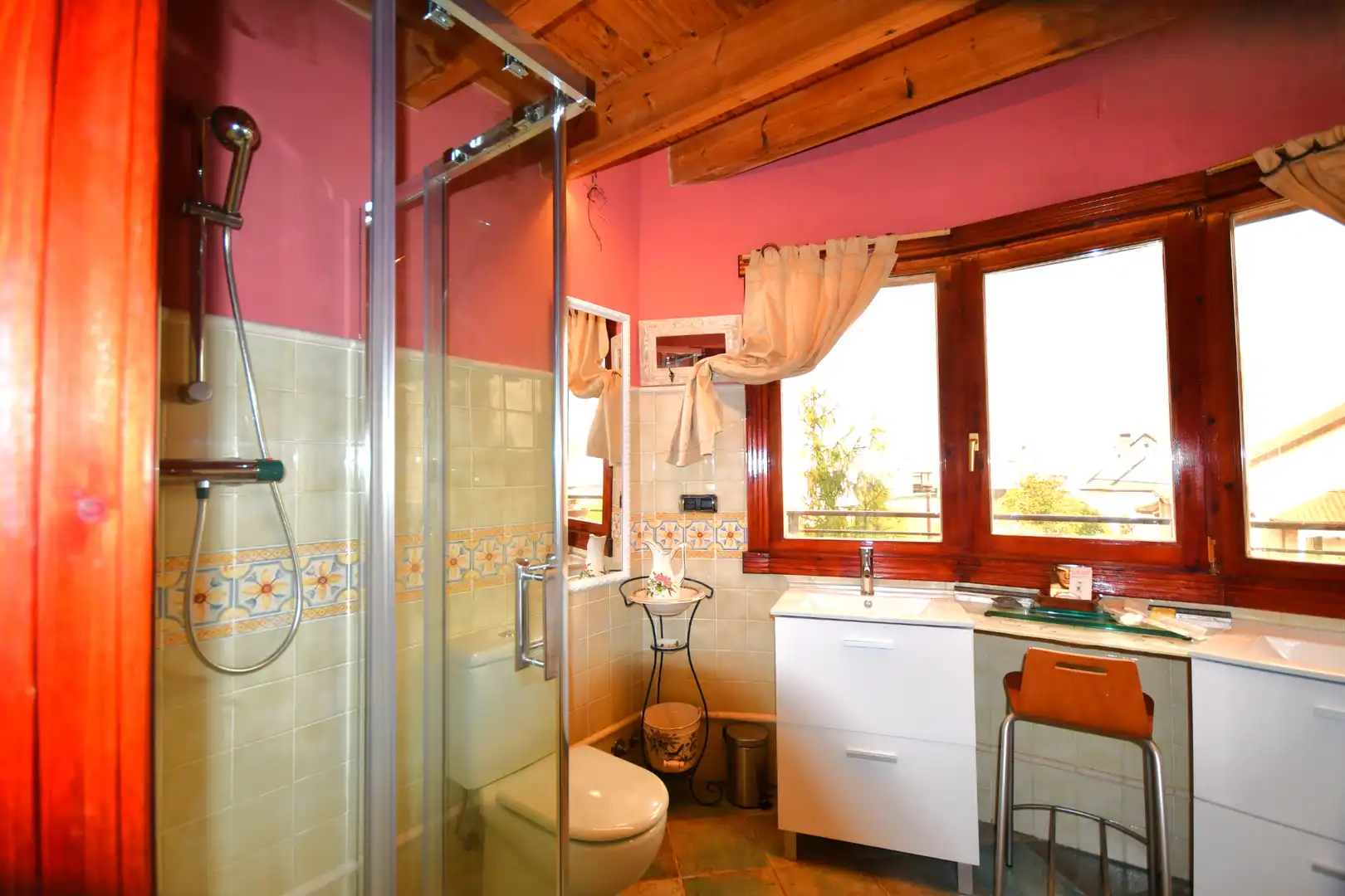 Bathroom of Houses for sale in Lardero  with Air Conditioner, Heating and Private garden