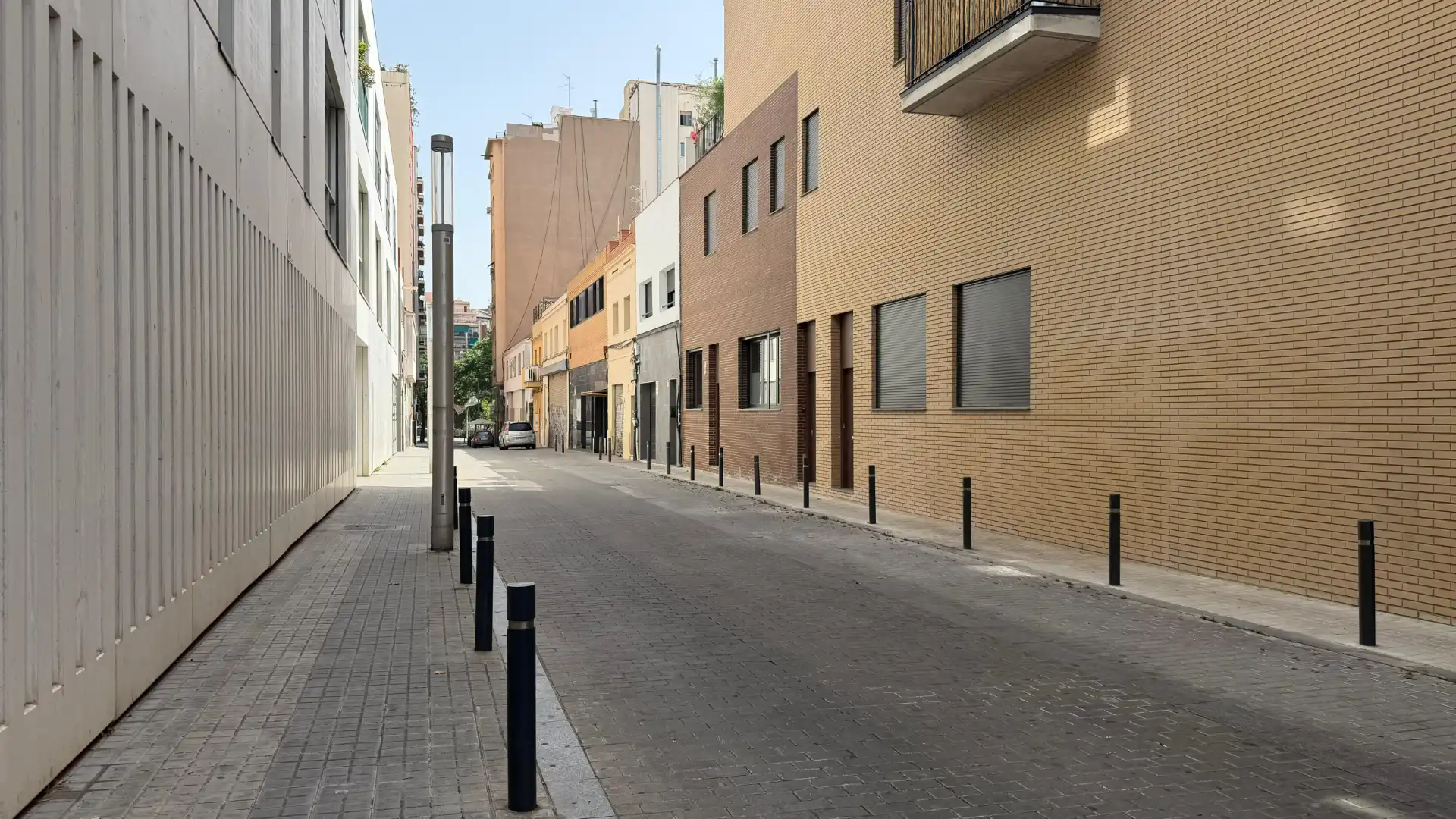 Außenansicht von Erdgeschoss zum Verkauf in Barcelona mit Heizung und Terrasse