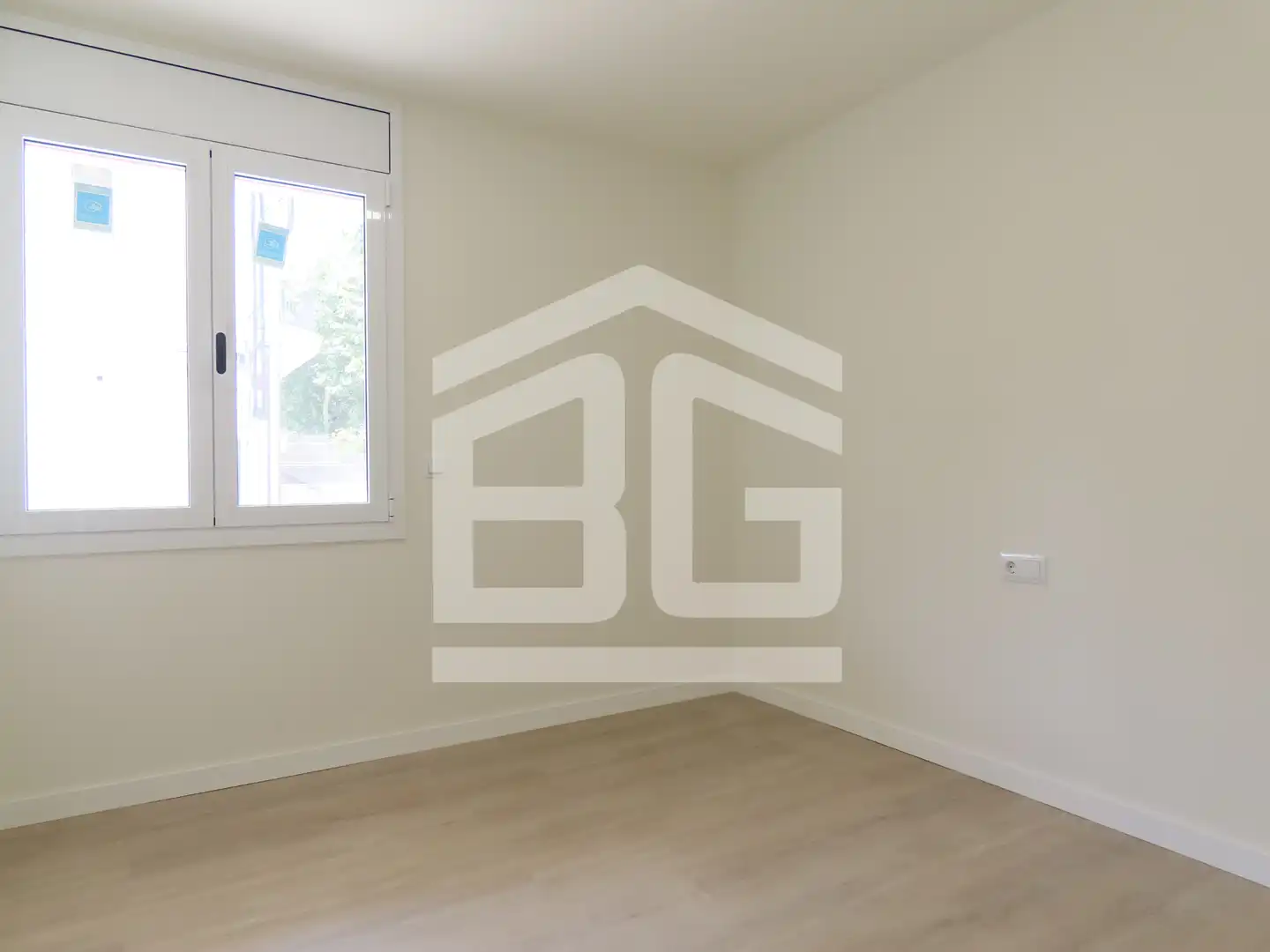 Habitación de Piso en venta en Canovelles con Aire acondicionado, Calefacción y Parquet