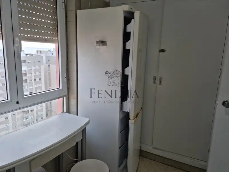 Kitchen of Flat for rent in Cádiz  with Terrace, Furnished and Oven