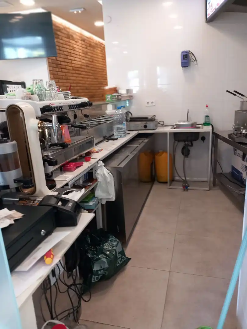 Local comercial en alquiler en Eixample, imagen 10