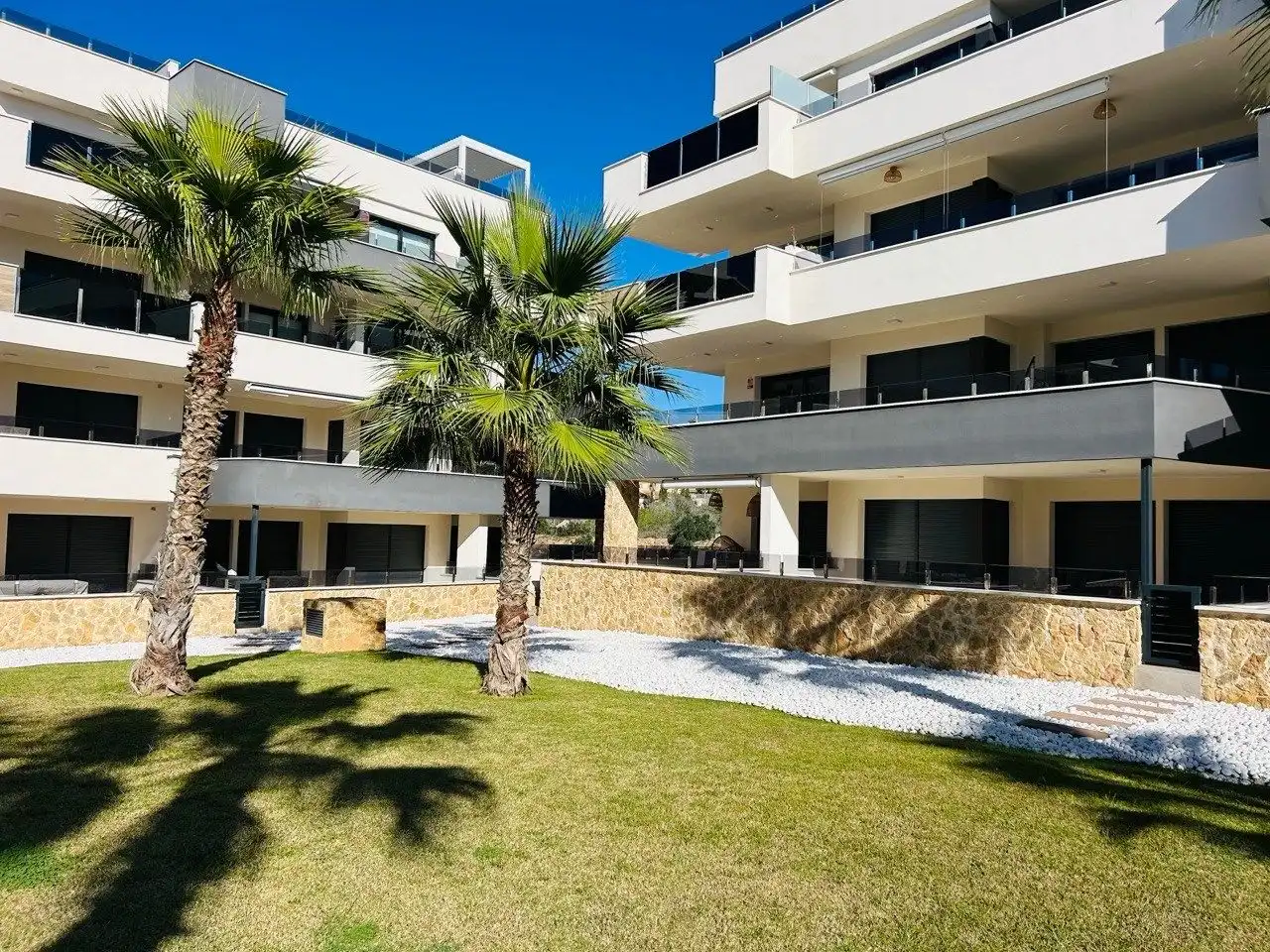 Apartamento con piscina en venta en N/A, imagen 23