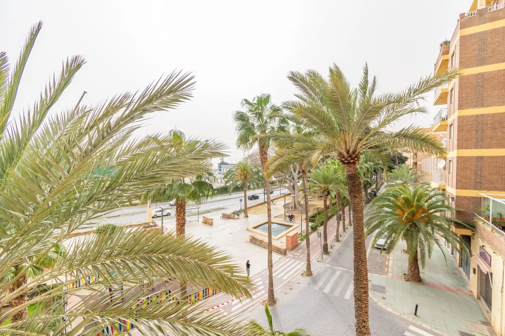Vista exterior de Piso en venta en Almería con Aire acondicionado, Calefacción y Balcón
