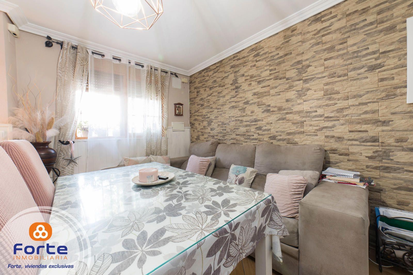 Dining room of House or chalet for sale in  Córdoba Capital  with Air Conditioner, Heating and Storage room