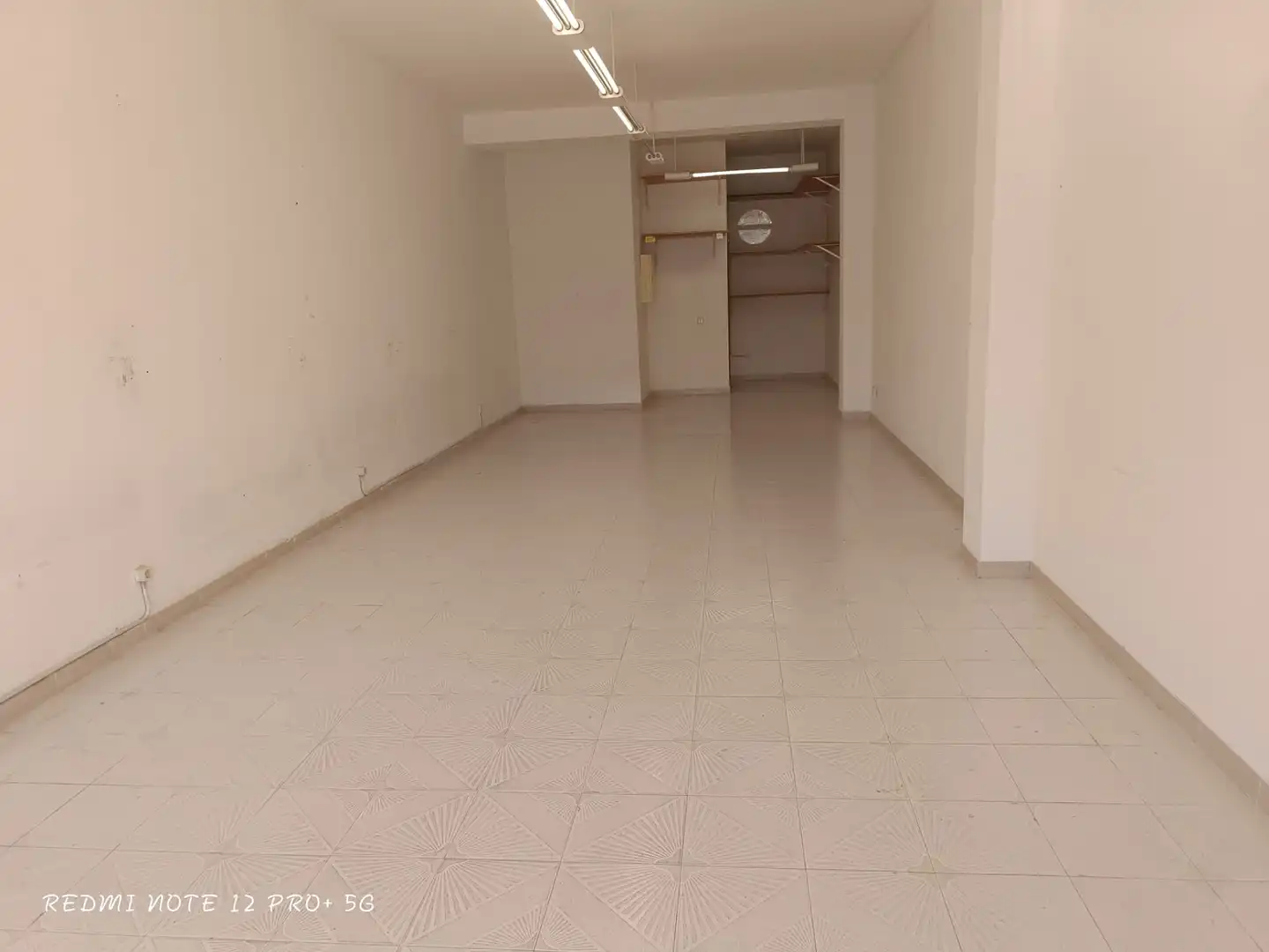 Gewerbefläche zum Verkauf in Avinguda de Barcelona 185, imagen 7