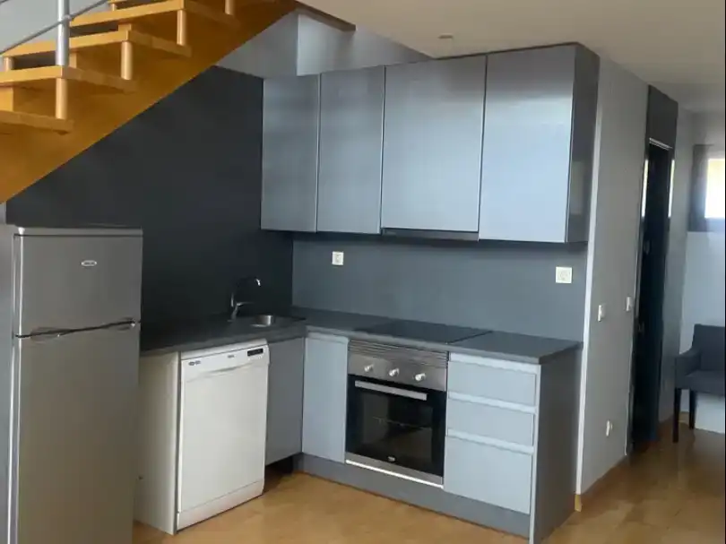 Cuina de Pis de lloguer en Alcorcón amb Aire condicionat