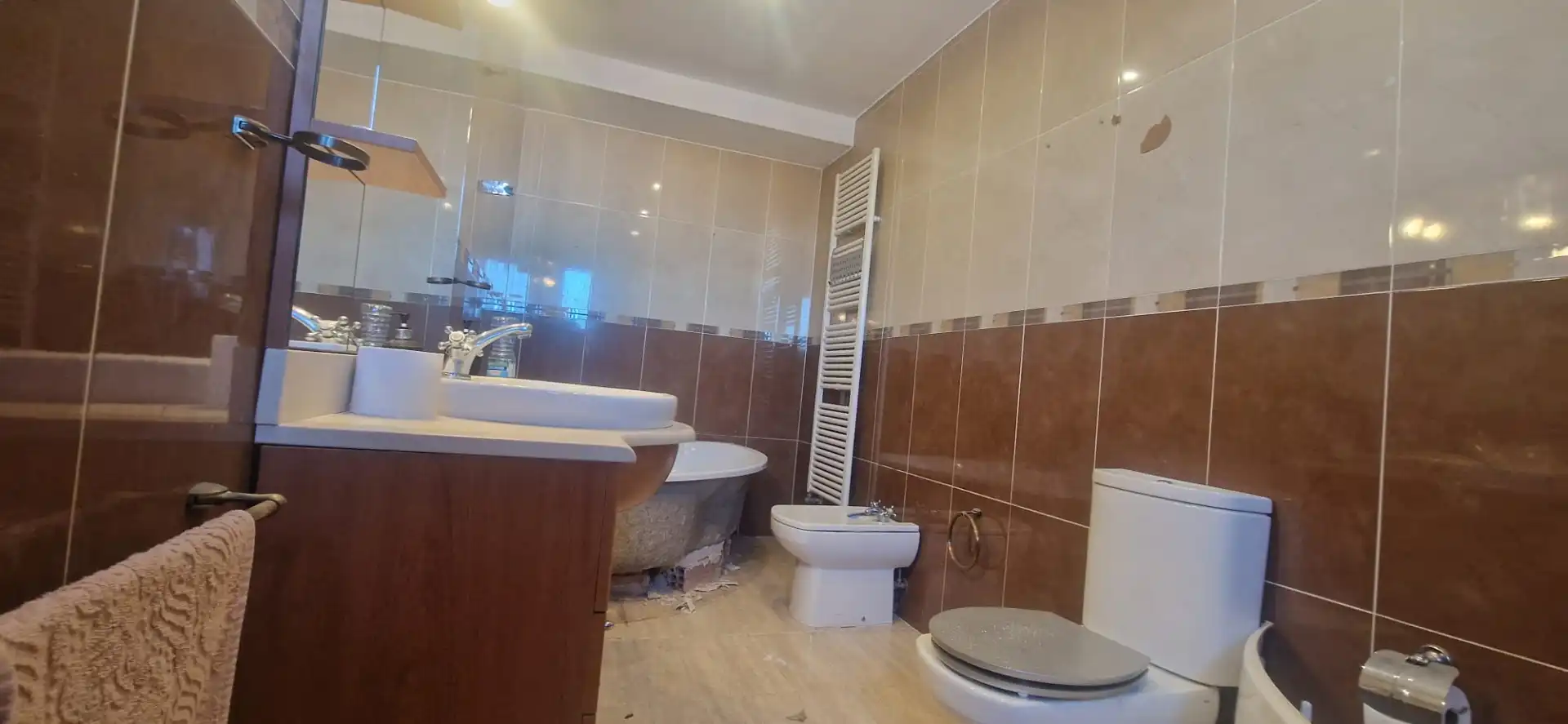 Bathroom of Buildings for sale in Rafelbuñol / Rafelbunyol