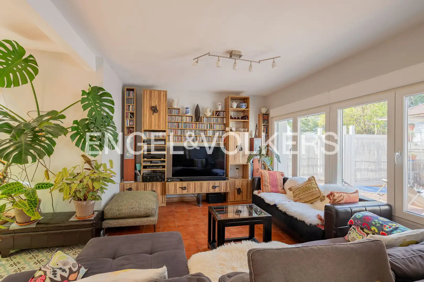 Living room of Houses for sale in Galapagar  with Heating, Private garden and Parquet flooring