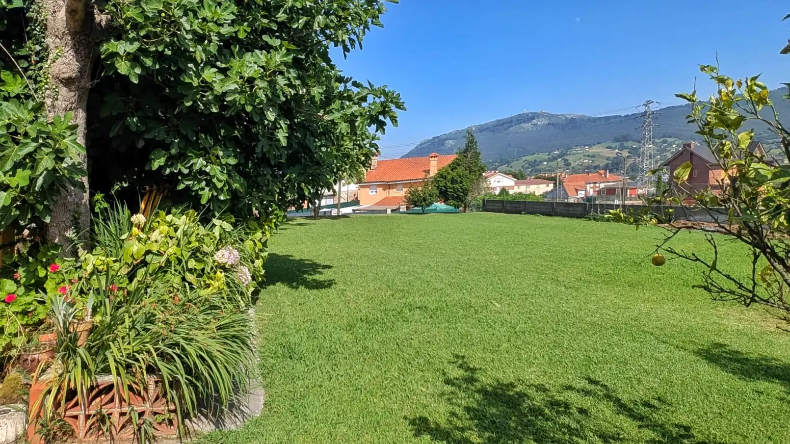 Casa o chalet en venta en El Astillero   con Calefacción, Terraza y Balcón