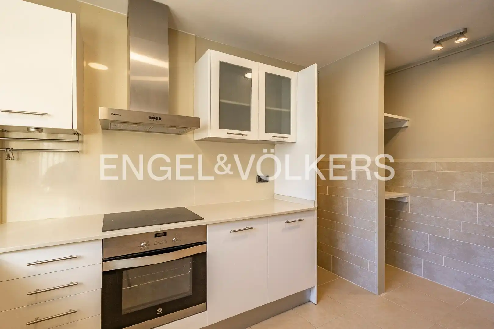 Cocina de Casa o chalet de alquiler en Collbató con Aire acondicionado, Calefacción y Jardín privado