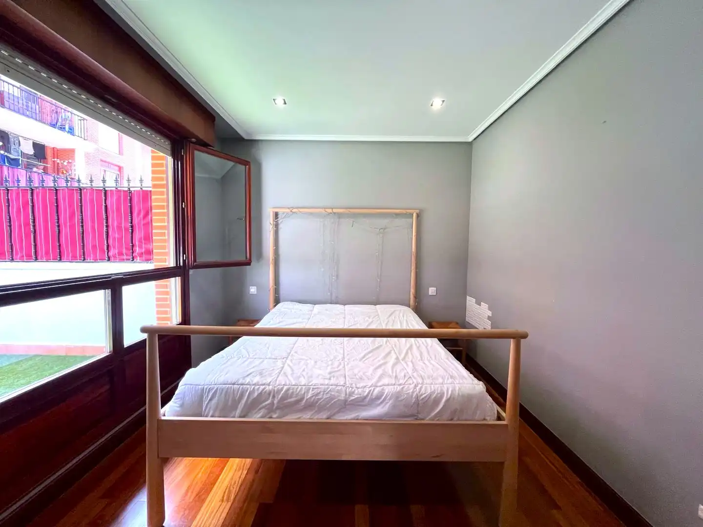 Habitación de Planta baja en venta en Castro-Urdiales con Calefacción, Jardín privado y Parquet