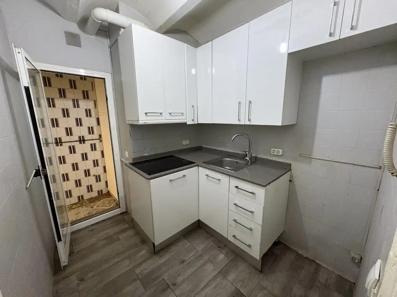 Cuina de Planta baixa en venda en Barcelona