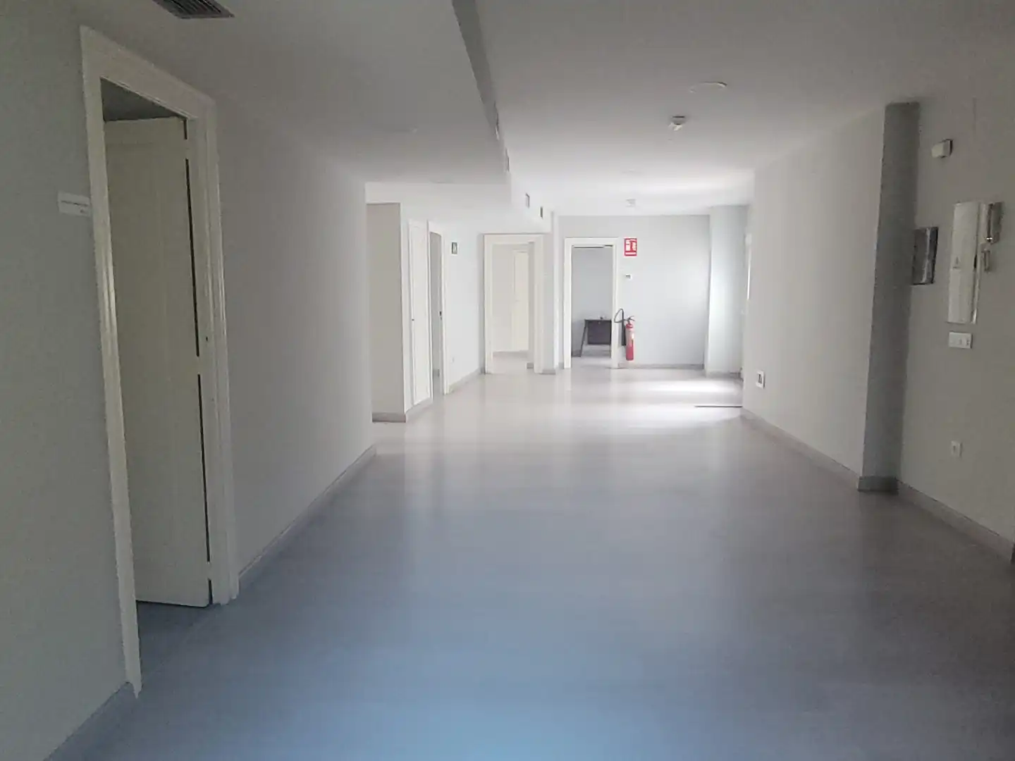 Oficina de lloguer en Casco Antiguo