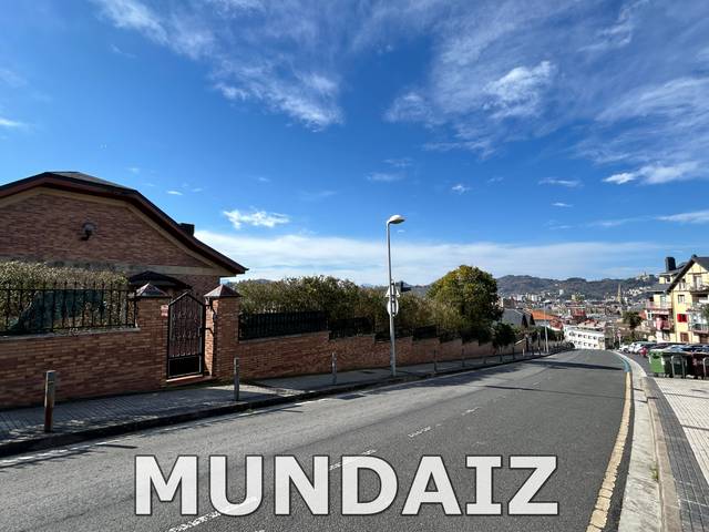 Casa-chalet en Venta en Egia