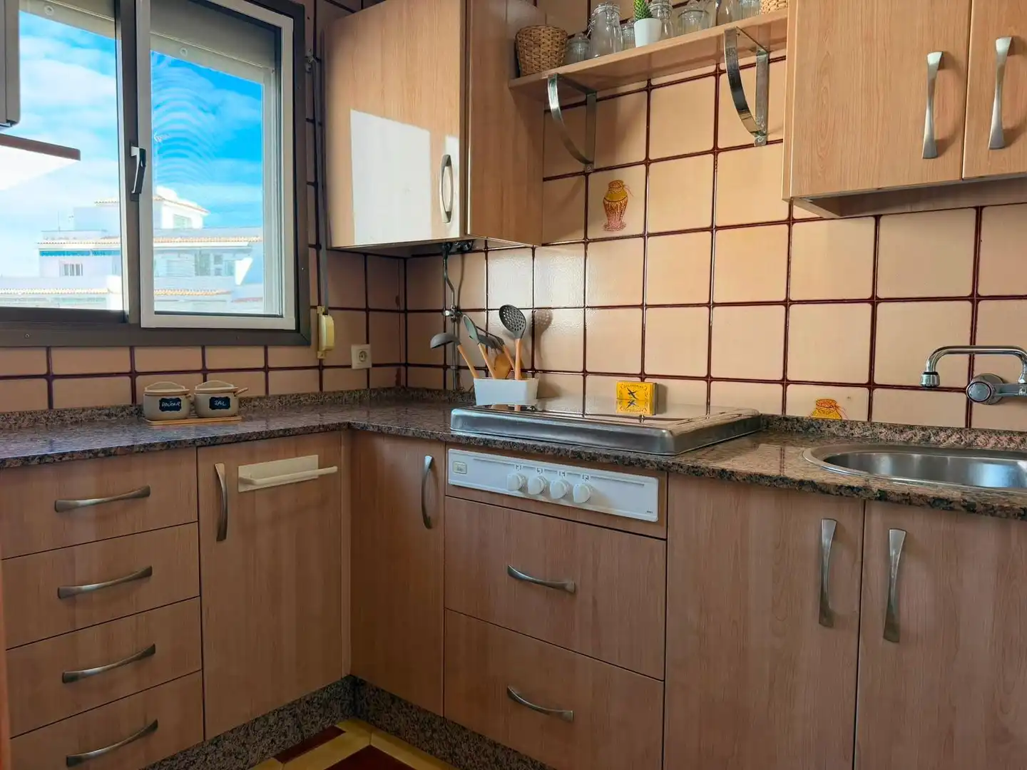 Kitchen of Flat for sale in Chipiona  with Terrace, Storage room and Furnished