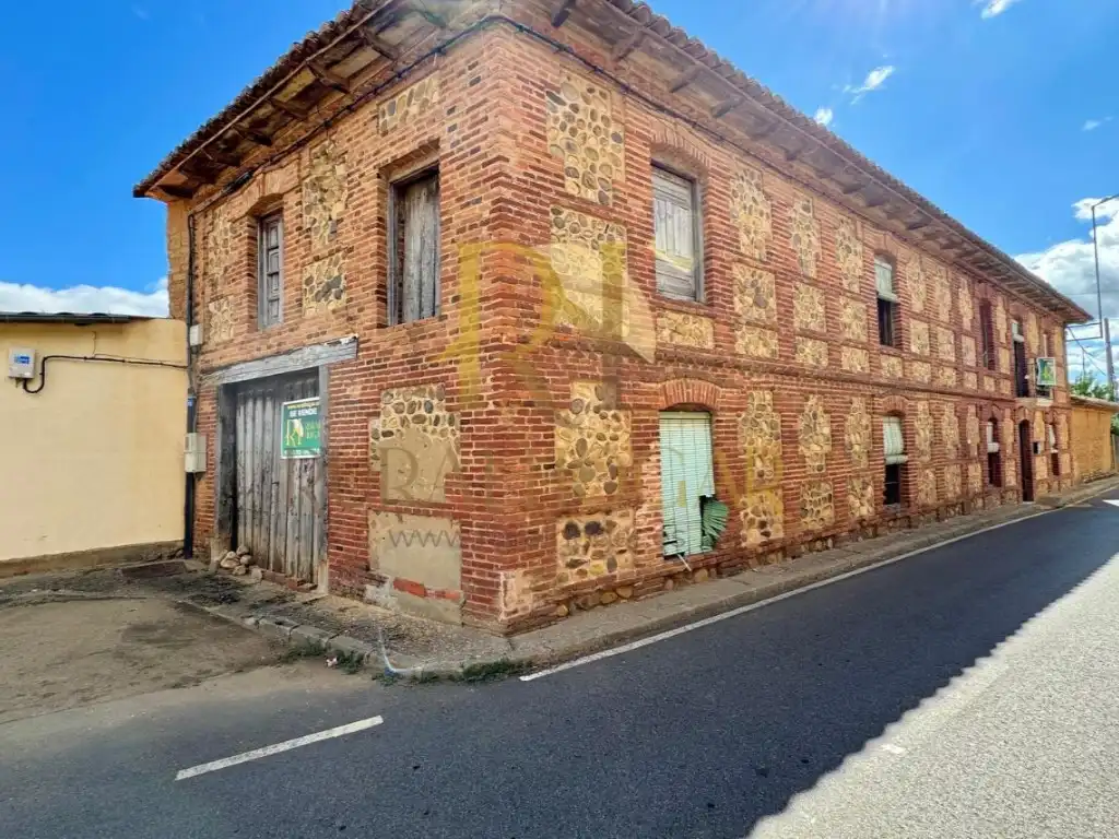 House for sale in Villaturiel, imagen 11