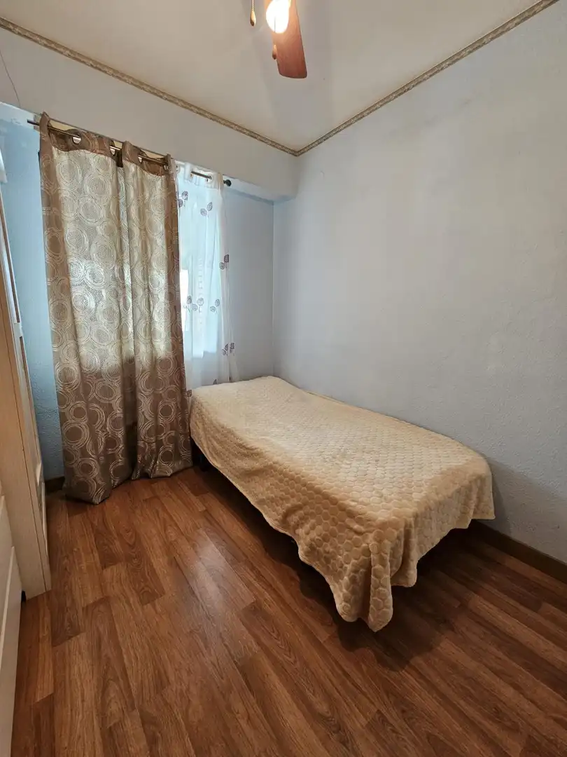 Habitación de Piso en venta en Valencia con Aire acondicionado, Terraza y Amueblado