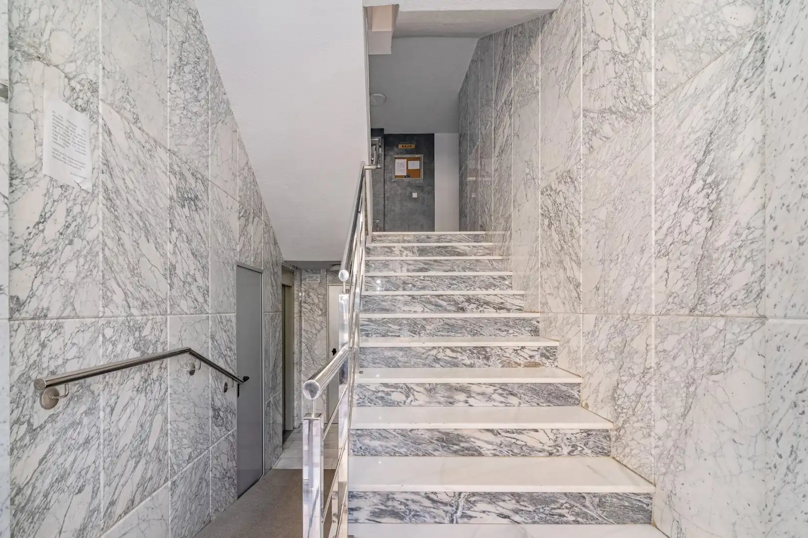 Piso en venta en Granada con Calefacción