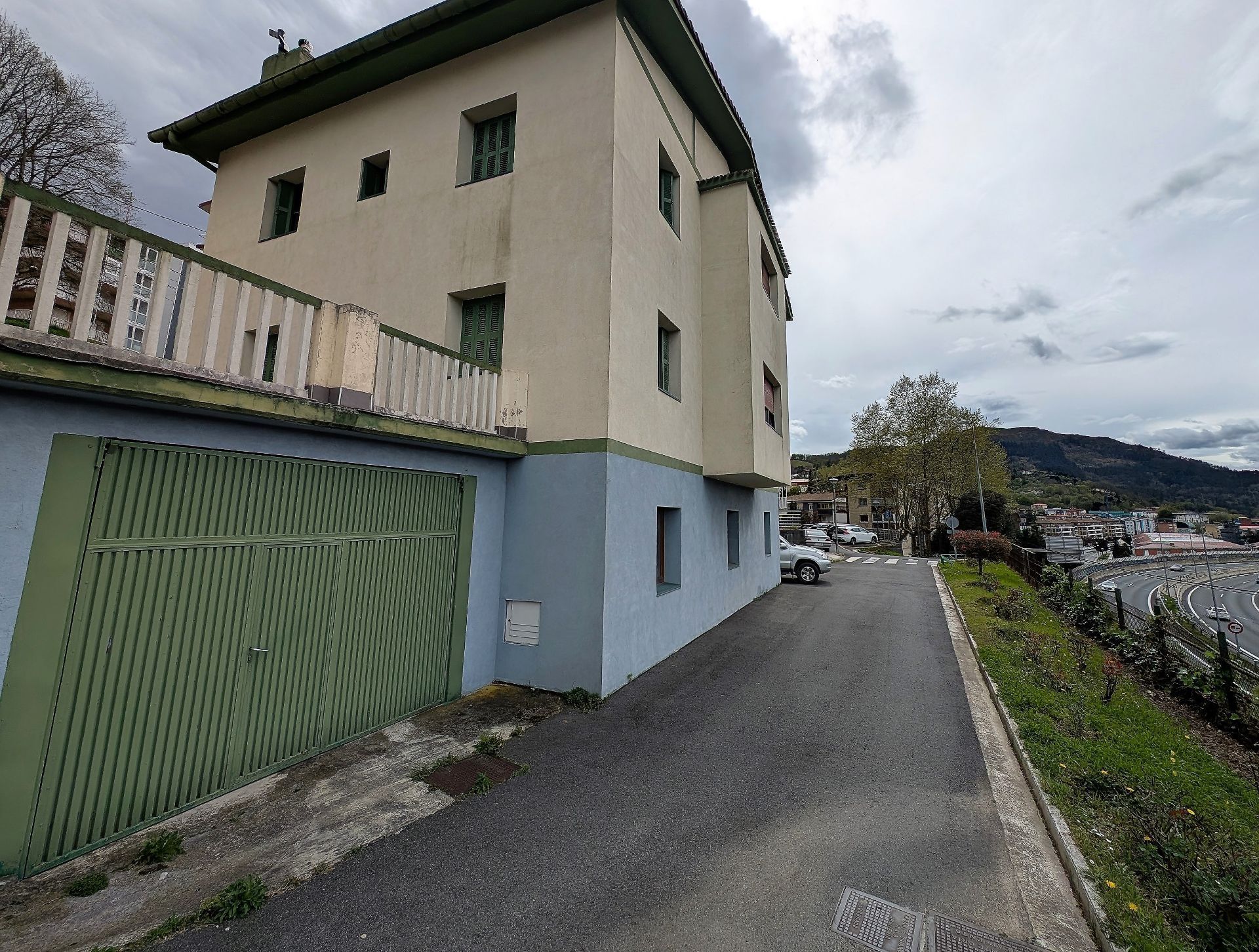 Exterior view of House or chalet for sale in Lasarte-Oria  with Heating, Private garden and Terrace