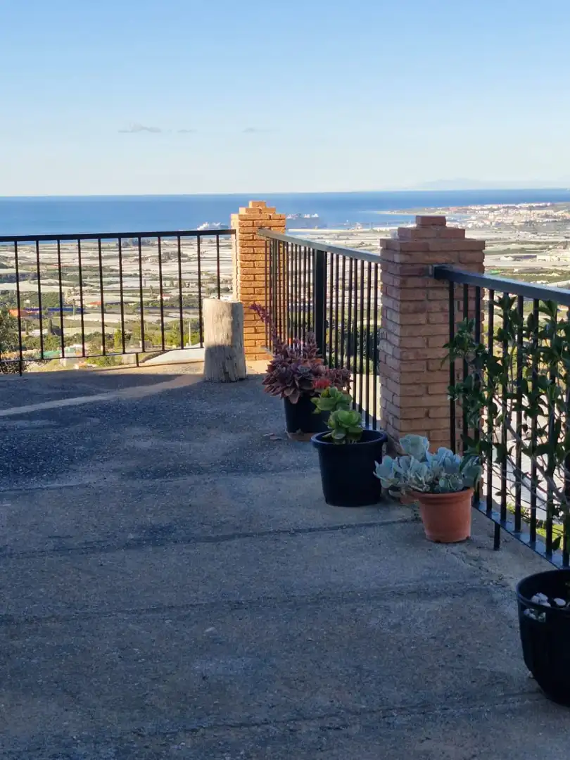 Terrassa de Finca rústica en venda en Motril amb Terrassa i Piscina