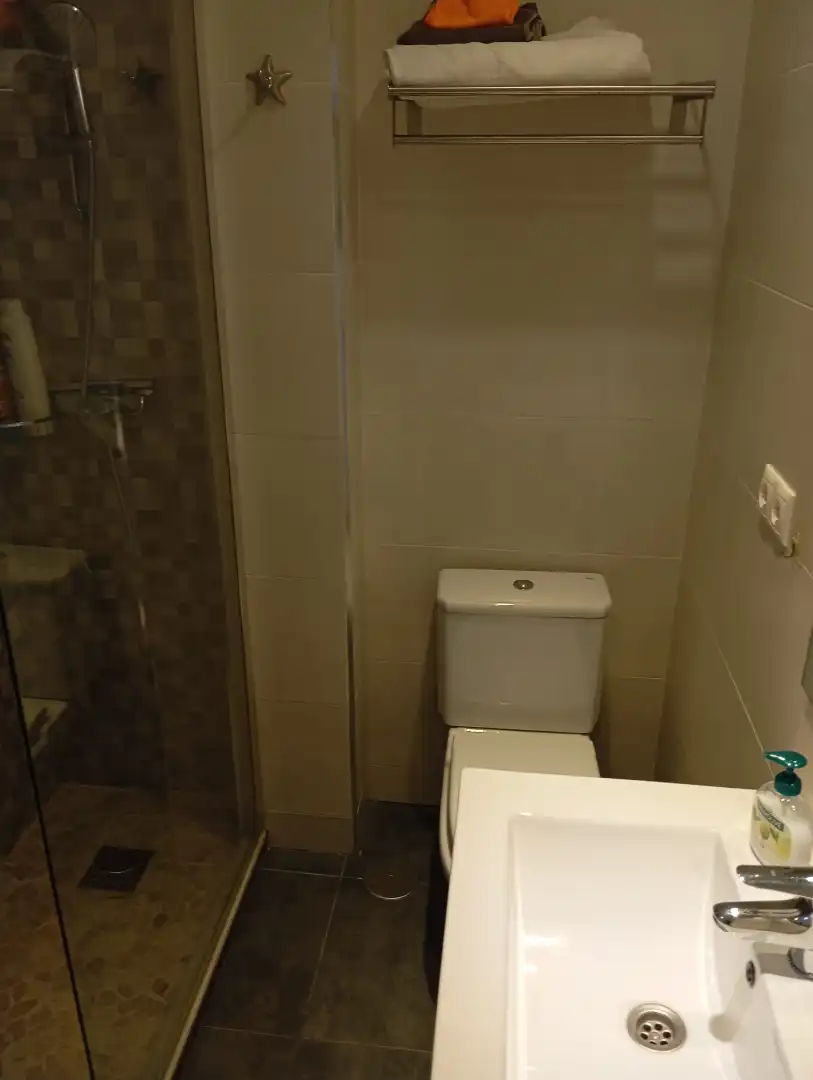 Bany de Pis en venda en Marbella amb Aire condicionat i Terrassa