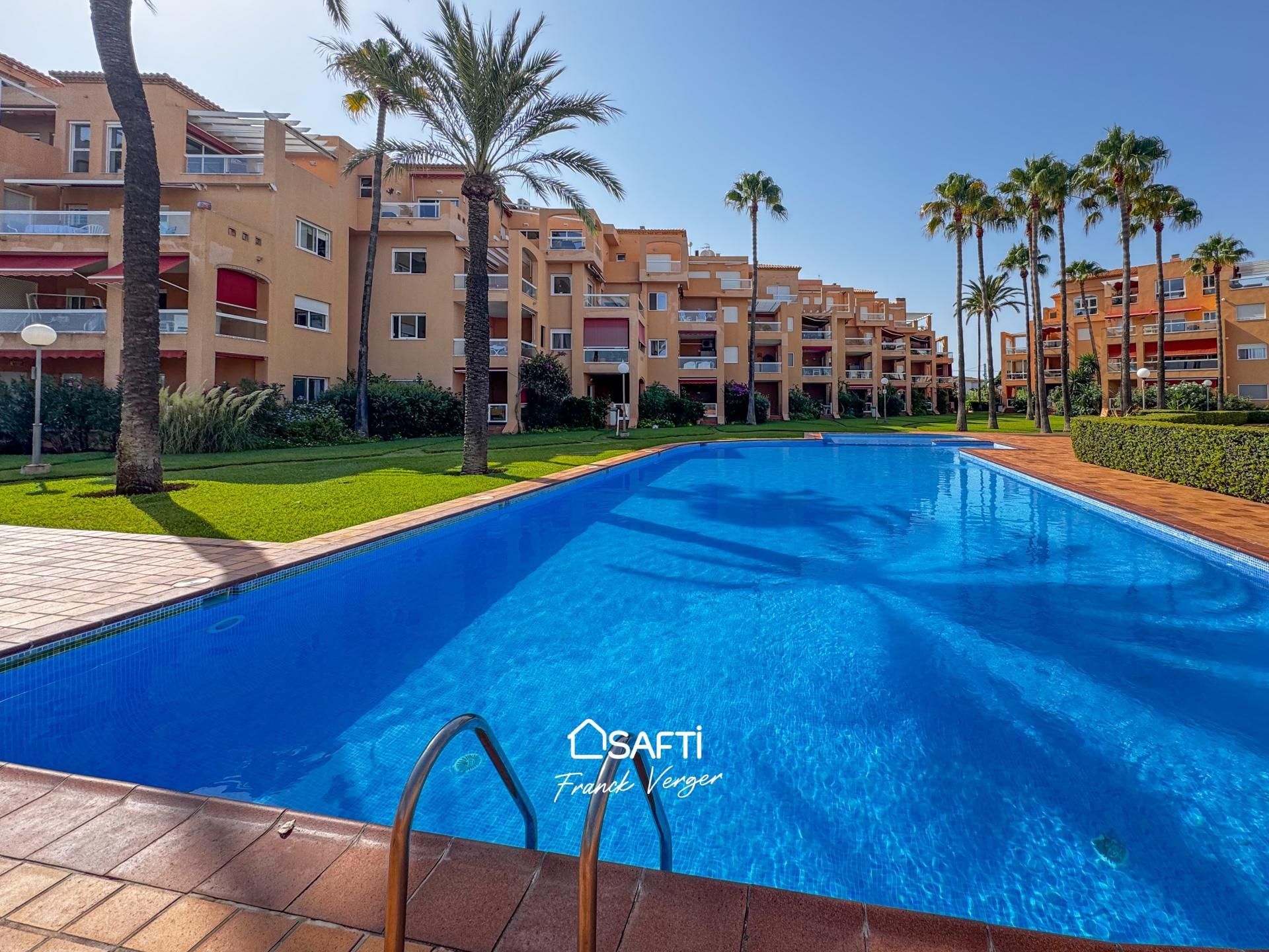 Exterior view of Flat for sale in Dénia  with Heating, Terrace and Community pool