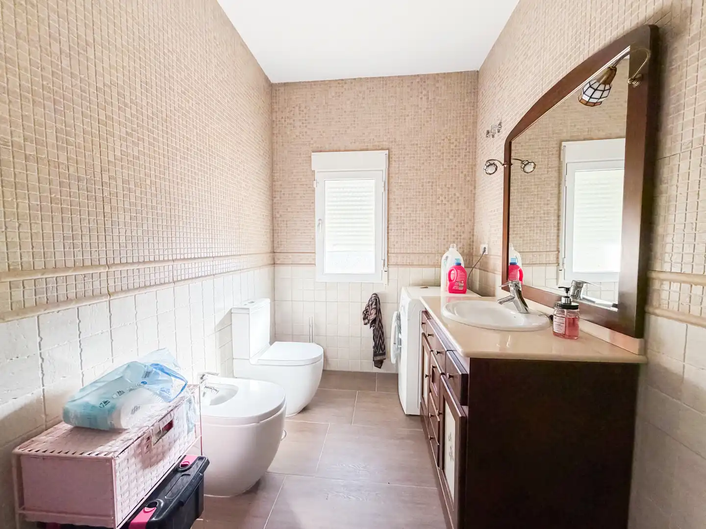 Bathroom of Houses for sale in Zújar  with Private garden, Terrace and Storage room