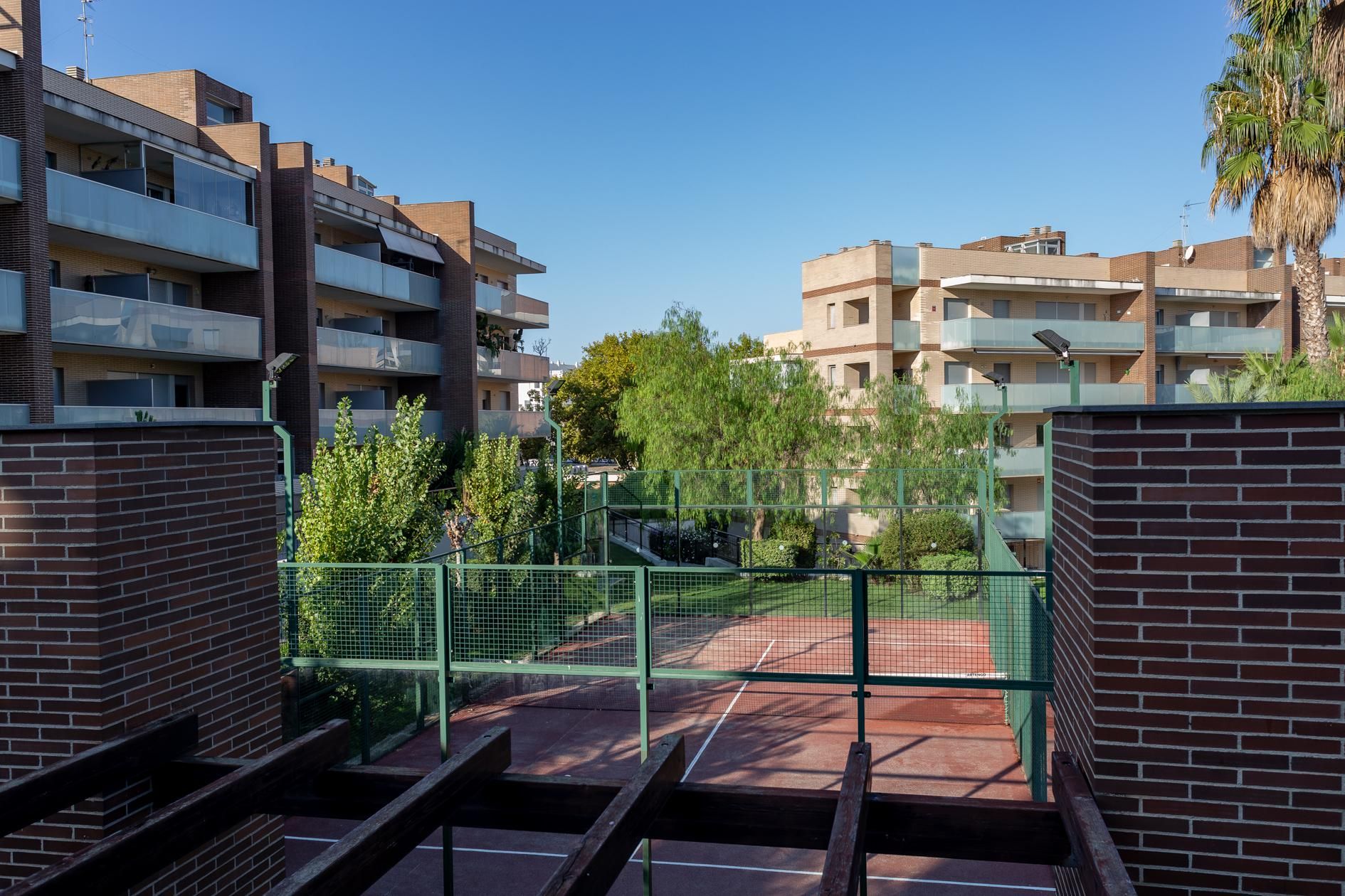 Vista exterior de Àtic en venda en Salou amb Aire condicionat, Calefacció i Jardí privat