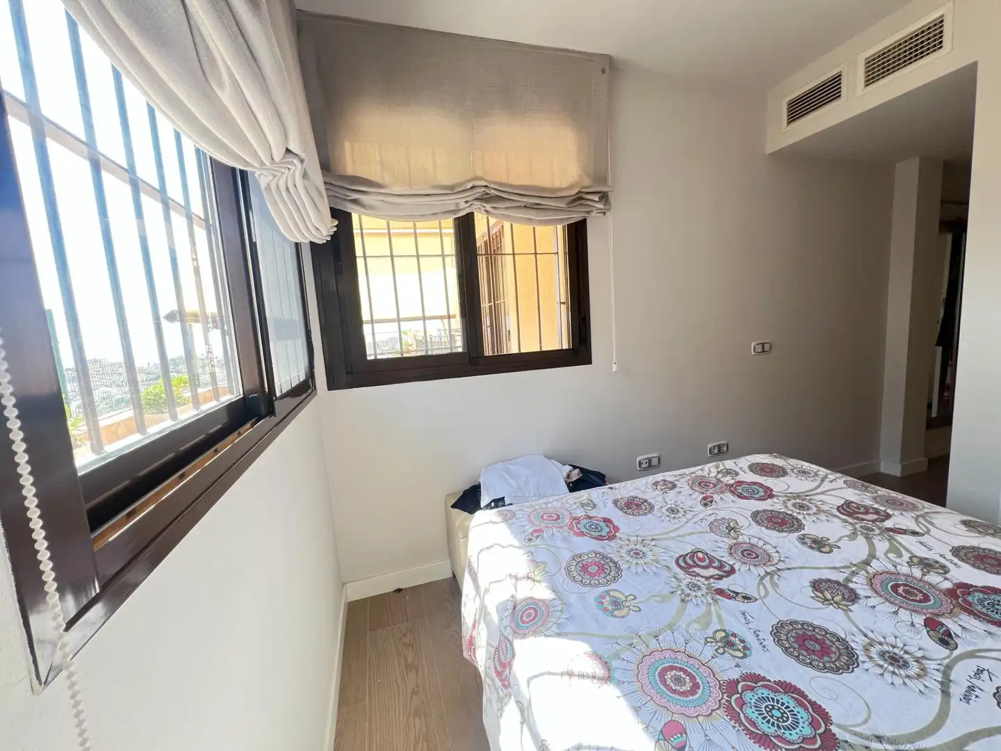Schlafzimmer von Wohnung zum Verkauf in Águilas mit Klimaanlage und Gemeinschaftspool