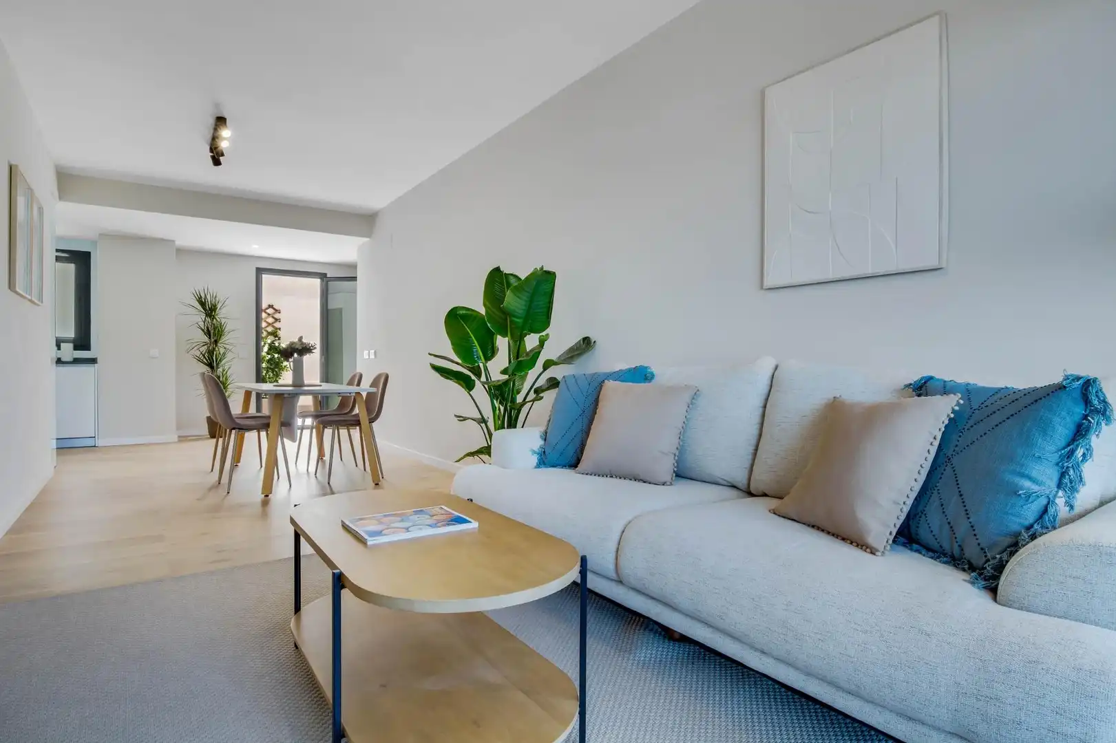 Sala d'estar de Apartament en venda en Mijas amb Aire condicionat, Terrassa i Traster