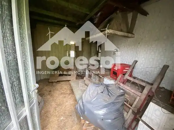 Casa adosada en venda en Crecente amb Traster