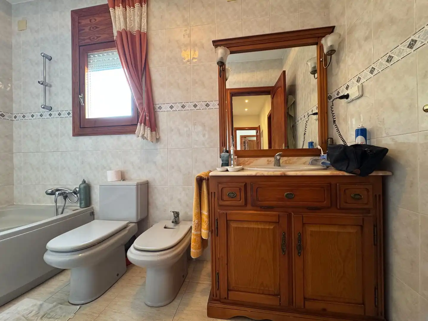 Baño de Casa o chalet en venta en Cervelló con Calefacción, Jardín privado y Terraza