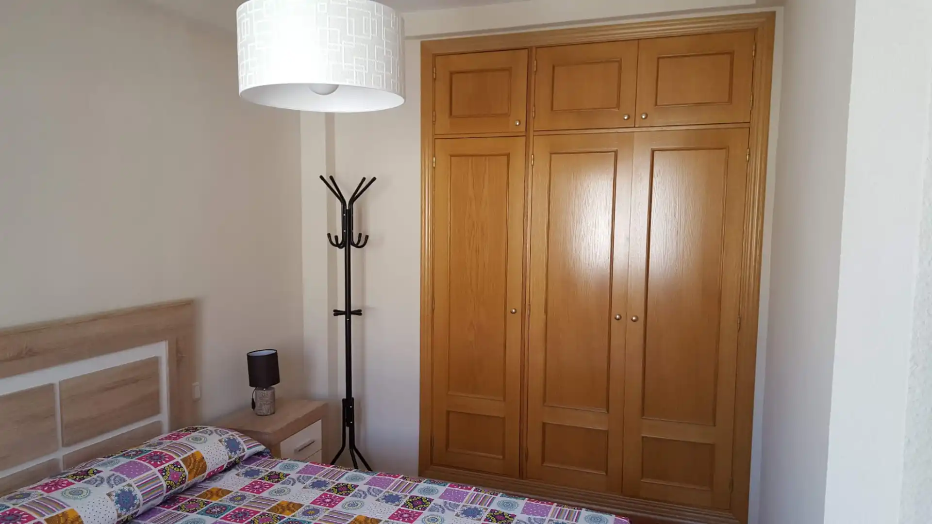 Dormitori de Apartament de lloguer en Toledo amb Aire condicionat, Calefacció i Parquet