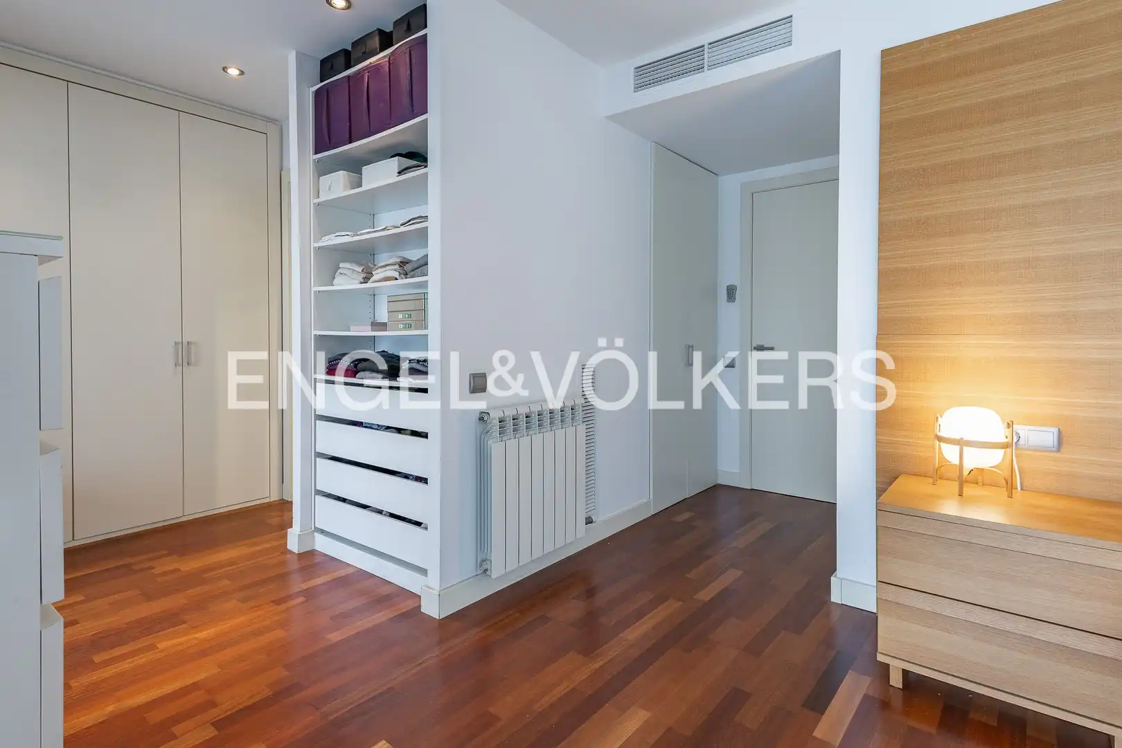 Piso en venta en Sant Cugat del Vallès con Aire acondicionado, Calefacción y Jardín privado