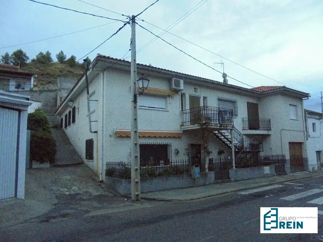 Local comercial en venta en Borox