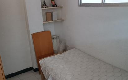 Dormitori de Pis en venda en  Zaragoza Capital amb Terrassa i Balcó