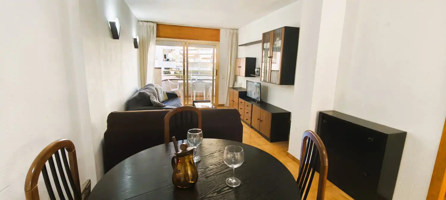 Wohnzimmer von Wohnungen zum Verkauf in Salou mit Heizung, Terrasse und Möbliert