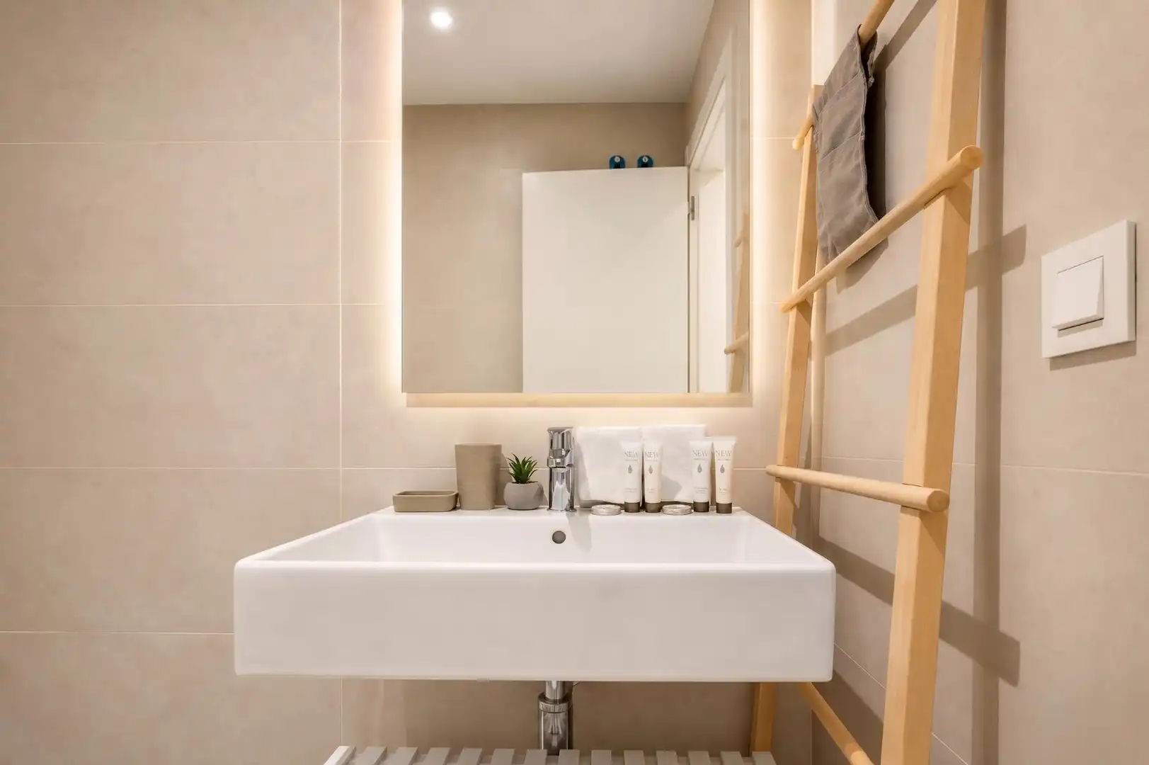 Bany de Planta baixa en venda en Mijas amb Aire condicionat, Jardí privat i Terrassa