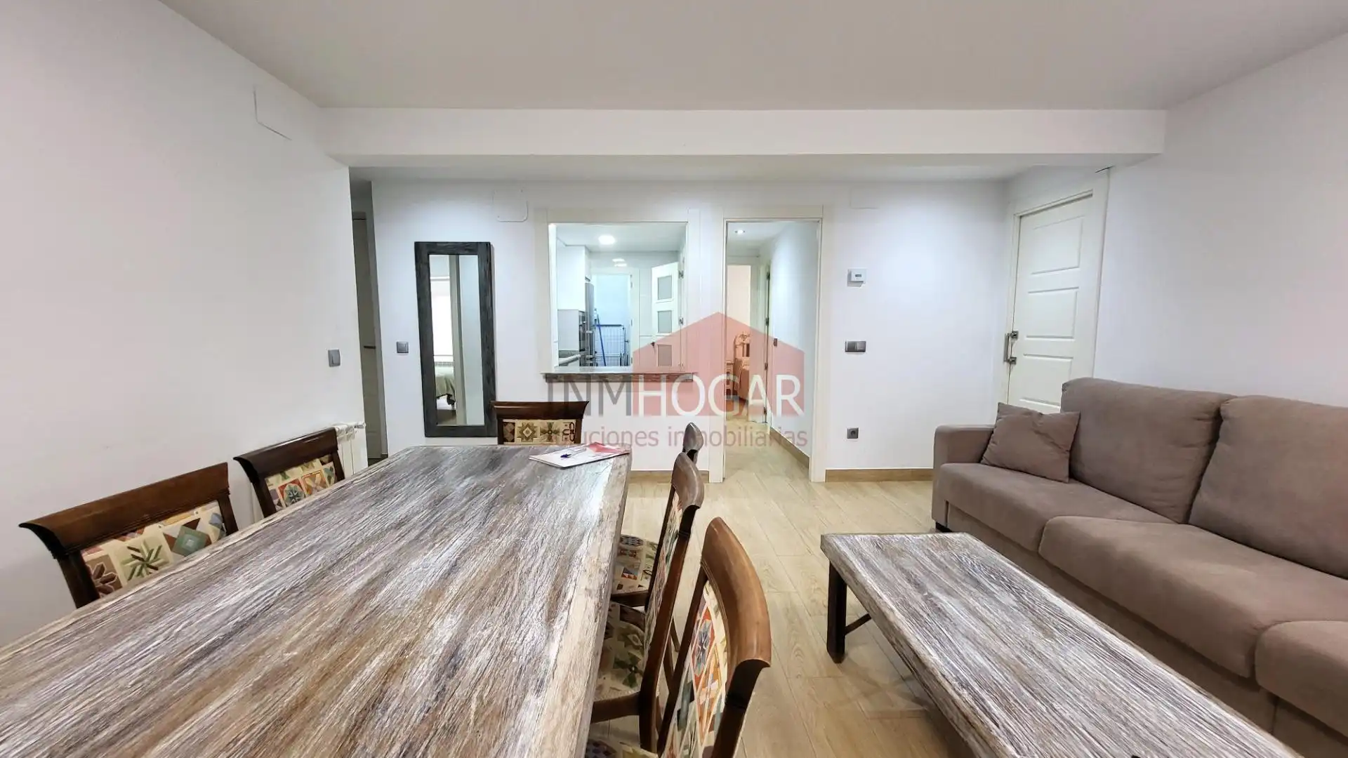 Sala de estar de Piso en venta en Ávila con Calefacción, Trastero y Balcón