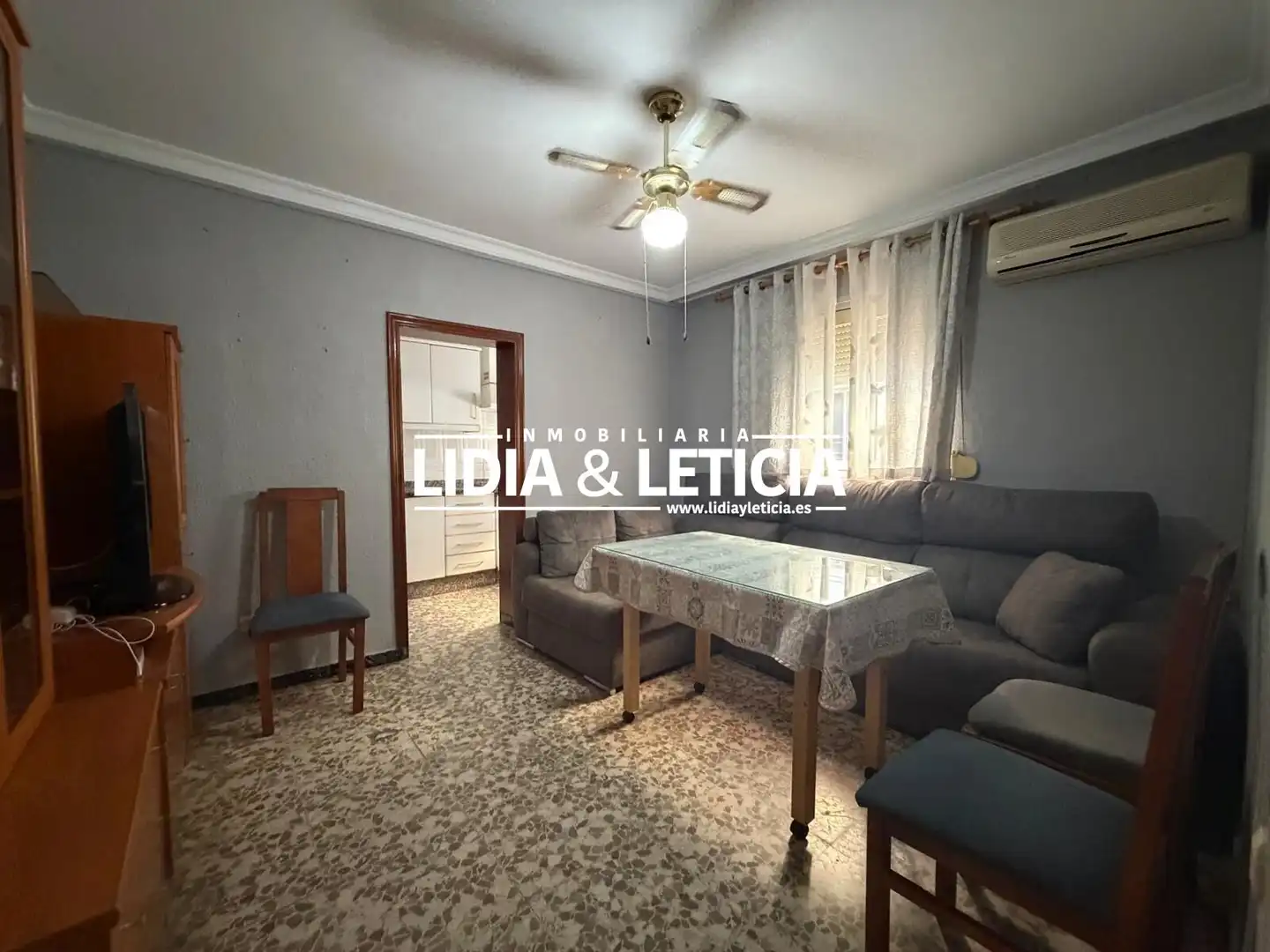Sala de estar de Piso en venta en Alcalá de Guadaira