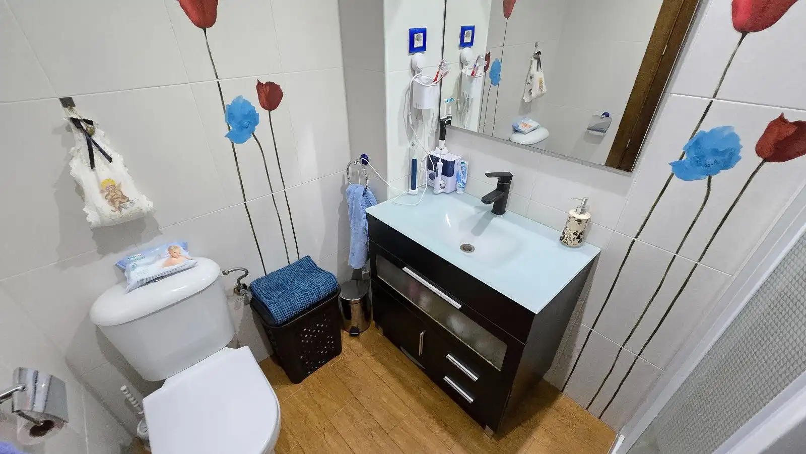 Baño de Piso en venta en Benalmádena con Aire acondicionado, Calefacción y Terraza